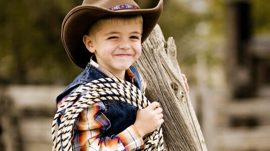 Jongen cowboy